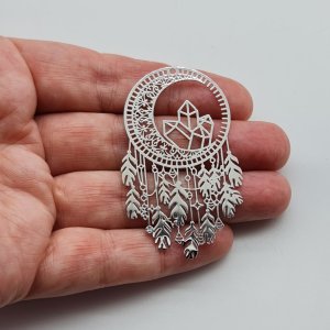 Dreamcatcher Filigree Charm #1. Charms and pendants for making jewelry, suncatchers and many other crafts.